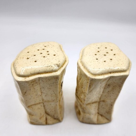 Vintage E.S. Molds Paper Bag Salt & Pepper Shakers Set 5 in Handmade 1970s - Picture 5 of 11